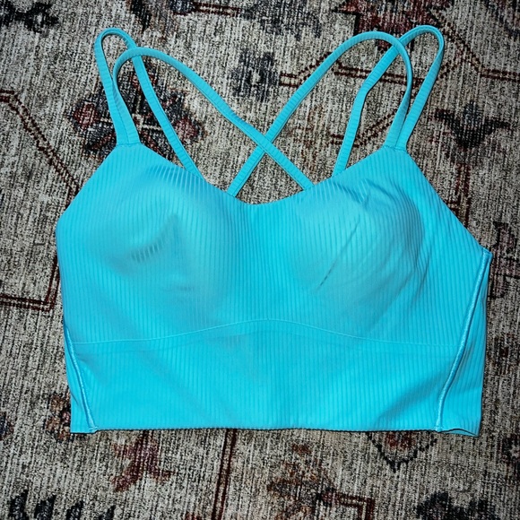 Lululemon 
Like a Cloud Longline Bra
Light Support, B/C Cup - Picture 2 of 4